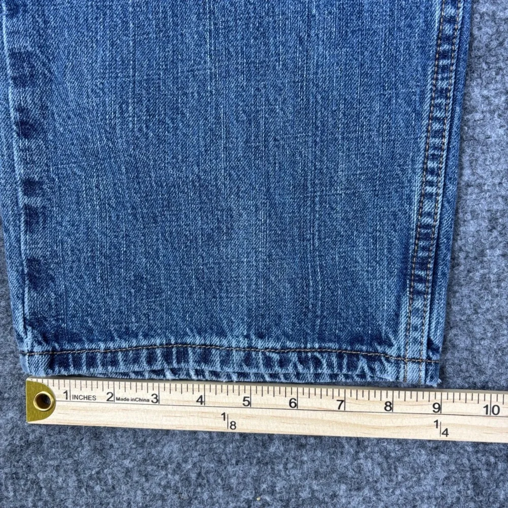 Levis levis 559